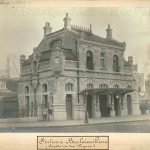 Station de Boulainvilliers (Façade rue des Vignes).